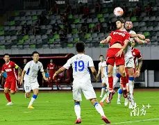 决胜巅峰,电竞世界杯,总决赛观众,188金宝博官网,188bet金宝博,188bet备用网址,188金宝博官网