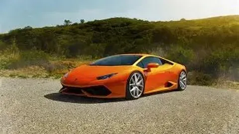 河南选手梁田田在十五运会女子10000米决赛中勇夺金牌