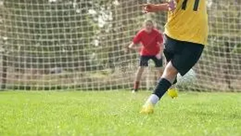 “阿莱格里对决国米：能否打破11战2胜的败局僵局？”