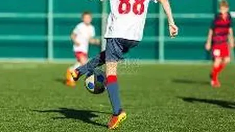 埃泽解析约克雷斯英超精彩表现：前腰状态佳，对决热刺激情四溢