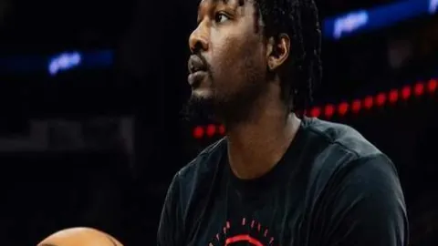 阿布扎比联合近十轮起伏不定，9胜7负，揭秘其波动之谜！